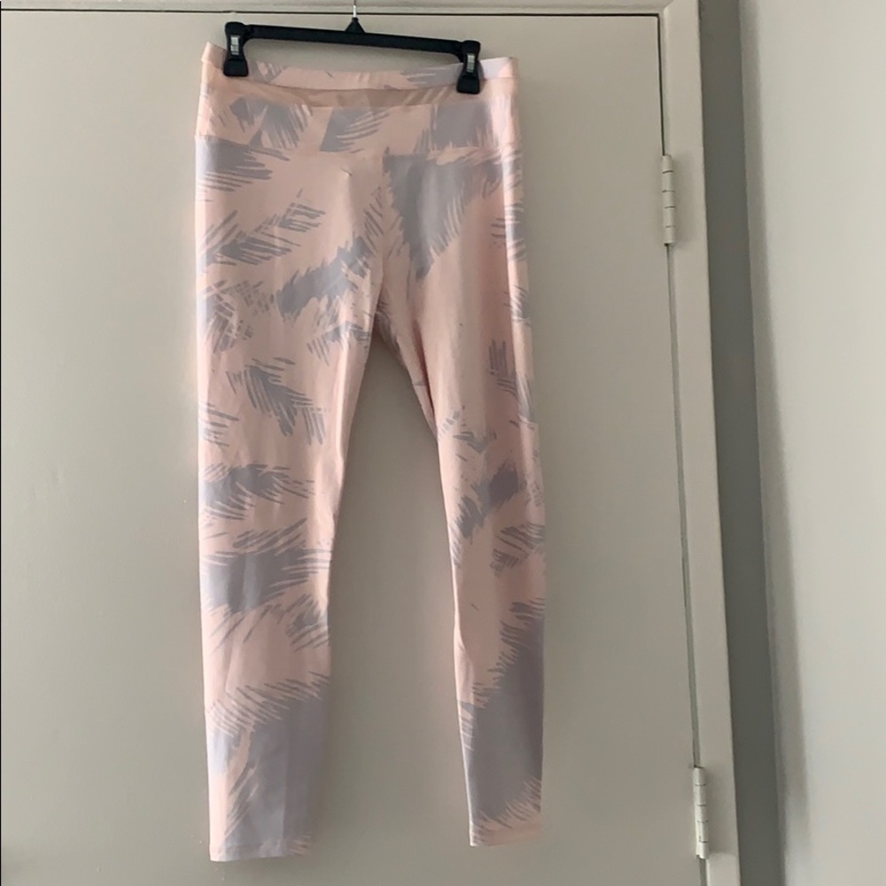 HP!! NWOT Fabletics high waisted powerhold calypso - Picture 6 of 8